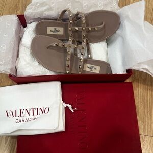 Valentino Garavani Tan Studded Slippers